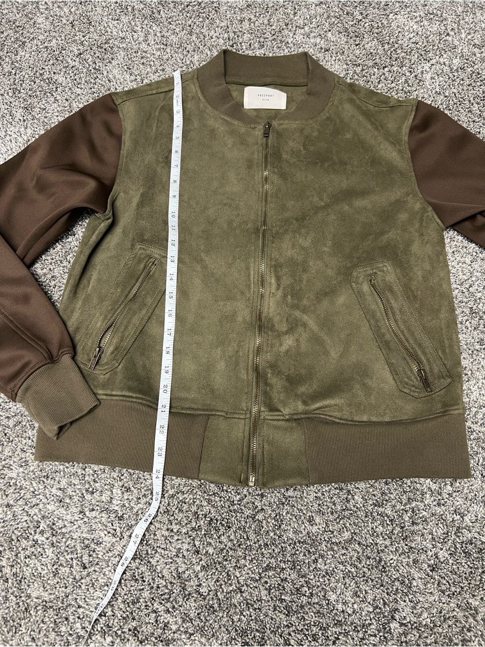 Passport Solo Traveler Woman’s Medium Faux Suede Bomber Varsity Jacket - Picture 3 of 7